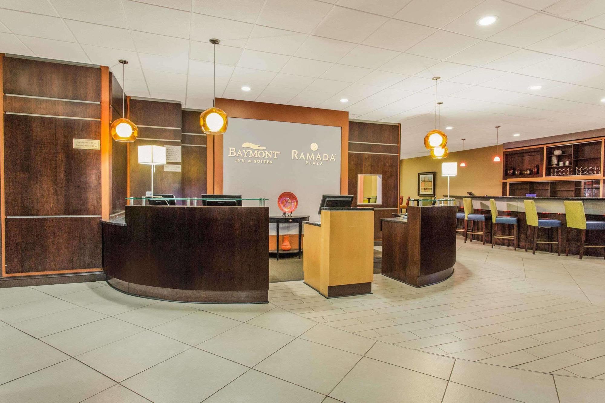 Baymont By Wyndham Fayetteville Fort Bragg Area Exterior foto